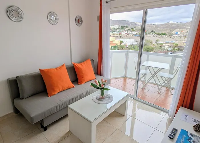 Bright Cosy 1br 7 Min To Siam Park Mall * Playa de las Americas (Tenerife)