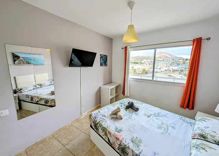 Bright Cosy 1br 7 Min To Siam Park Mall Playa de las Americas (Tenerife)