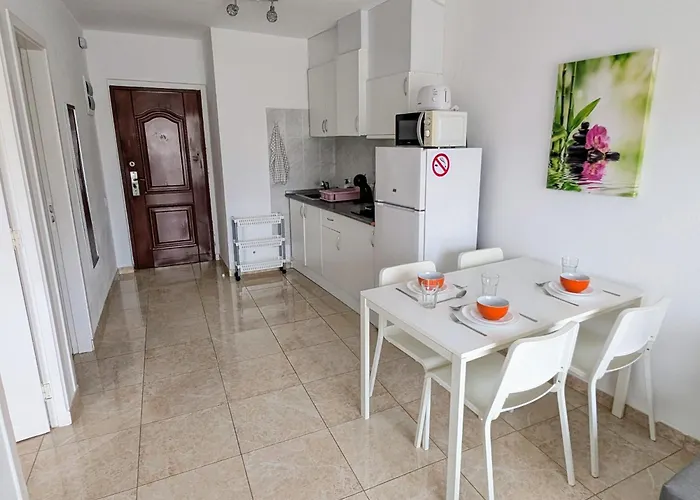 Bright Cosy 1br 7 Min To Siam Park Mall * Playa de las Américas